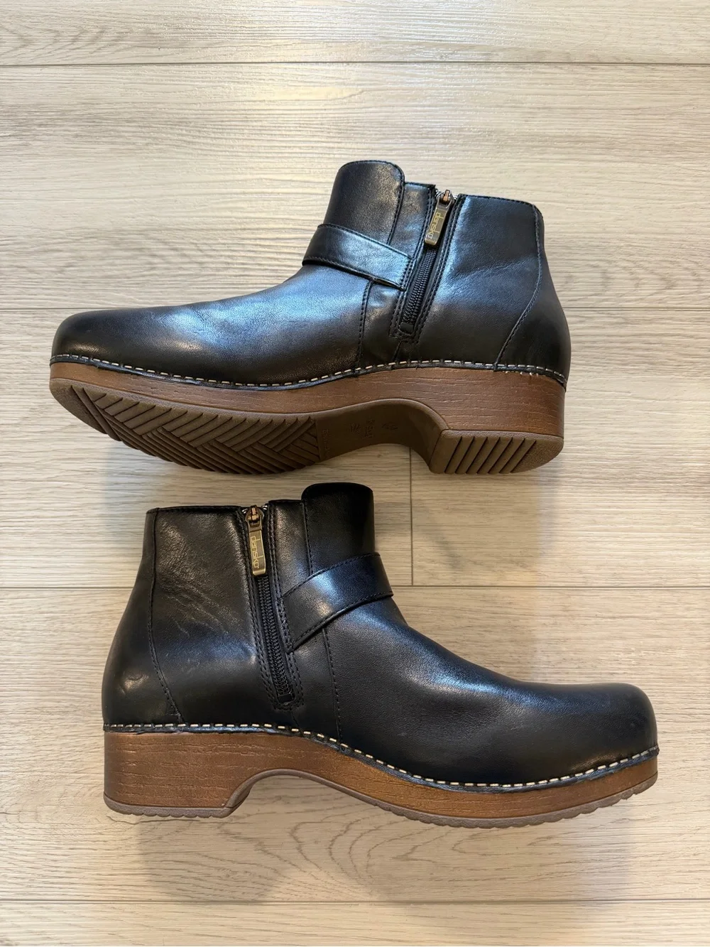 Dansko Ankle Boot 9441-507800 Brennan Leather Black Lagenlook Women’s 12 Sz 42